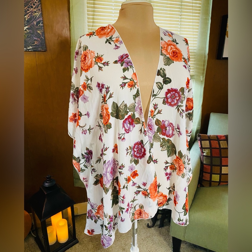Emory Park Floral Kimono - NWT (Size 1X)